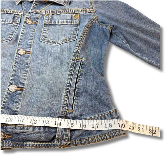 CAbi Denim Jean Jacket Womens Size Medium Blue Chest Pockets #511 - Picture 13 of 16